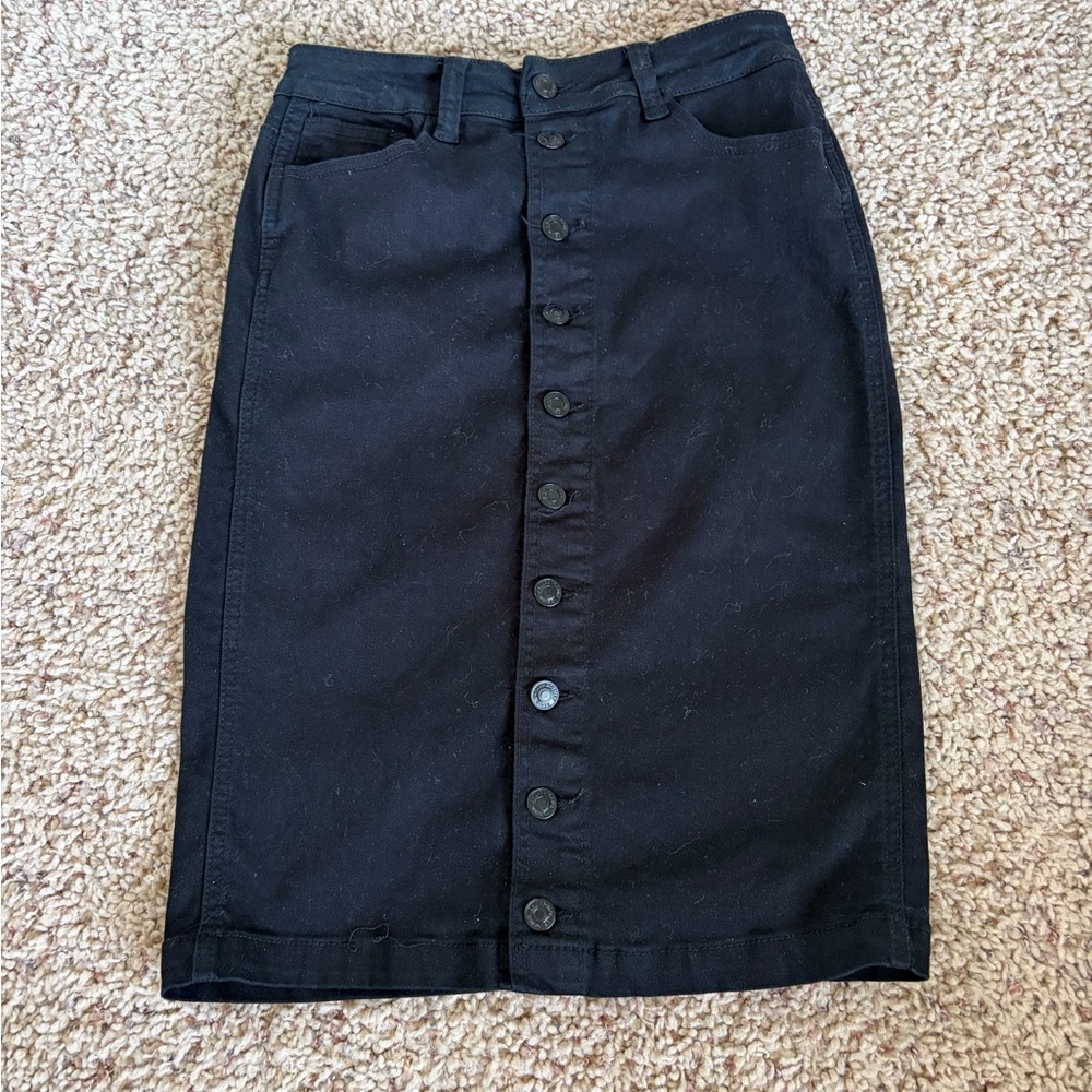 Small Classic Black Button-Front Pencil Skirt
